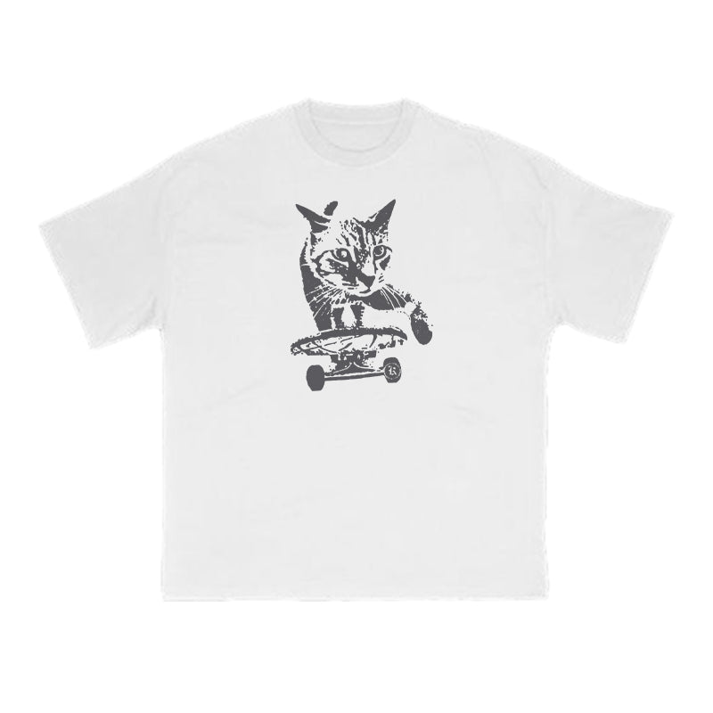 A Tabby Cat Skateboarding Print T-shirt