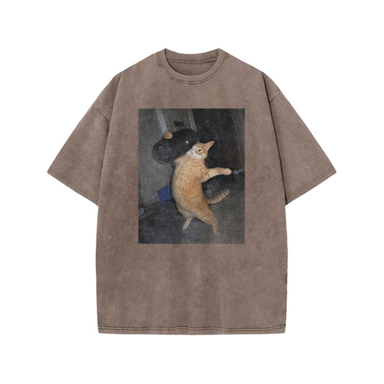 Vintage Minimal Streetwear Cat Graphic Print Acid Washed T-Shirt