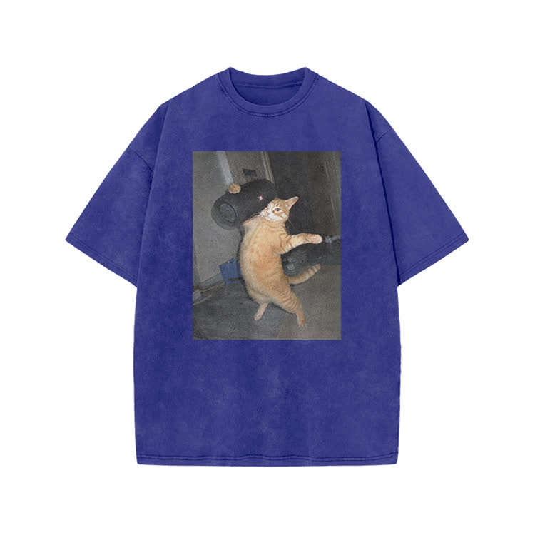 Vintage Minimal Streetwear Cat Graphic Print Acid Washed T-Shirt