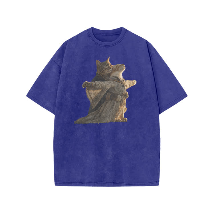 Artful Hugging Cats Print Acid Washed T-shirt