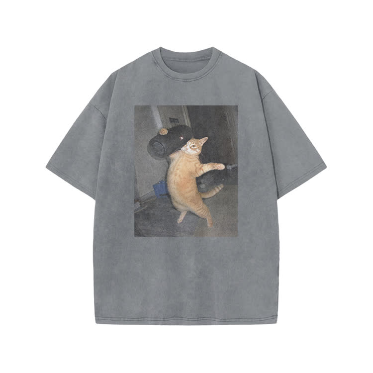 Vintage Minimal Streetwear Cat Graphic Print Acid Washed T-Shirt