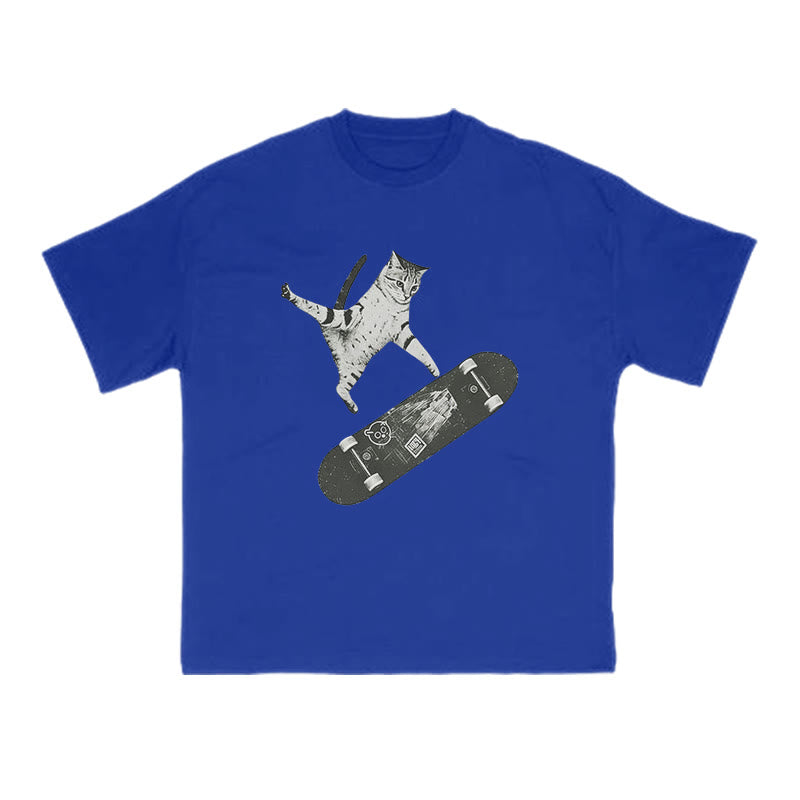 A Skateboarding Tabby Cat Print T-shirt