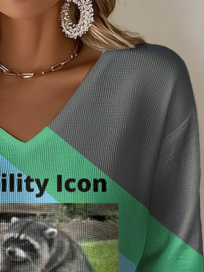 V-Neck Retro Jimothy Raccoon Disability Icon Of The Year Print T-Shirt