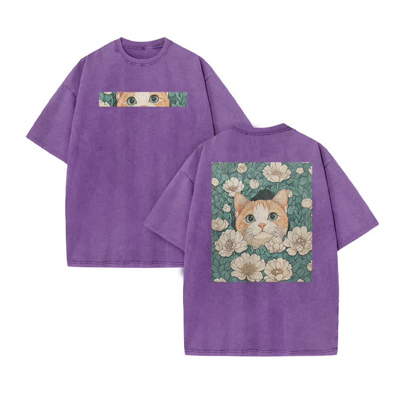 A Black Cat Hidden Among Clusters Of White Flowers Print Acid Washed T-shirt