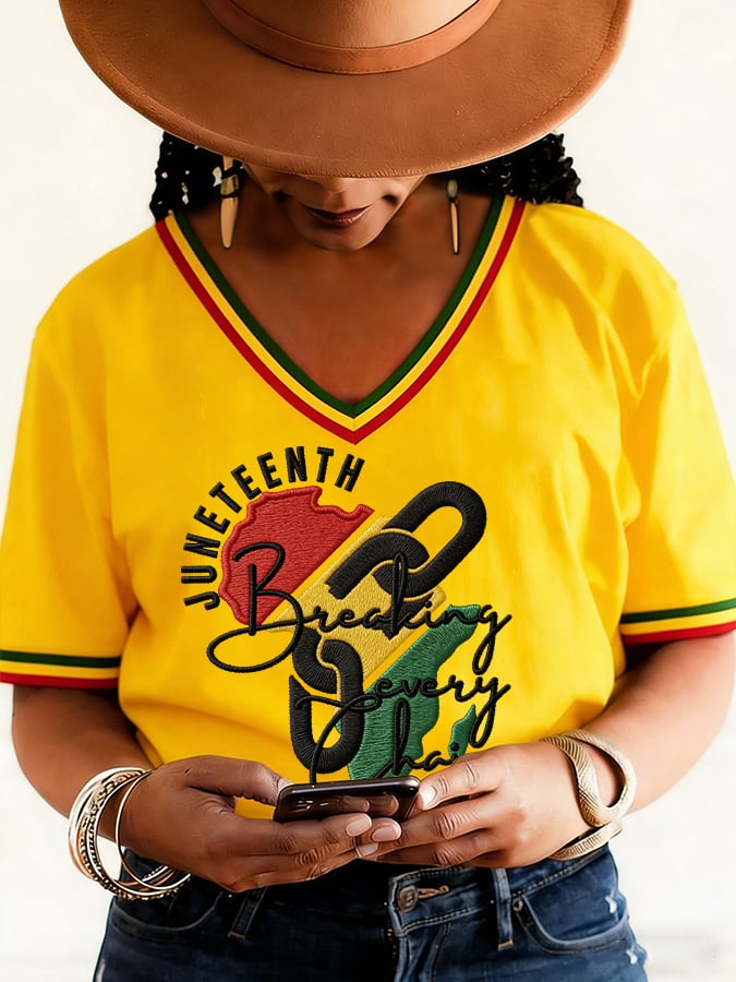 Women's Juneteenth Breaking Every Chain Print V Neck T-shirt