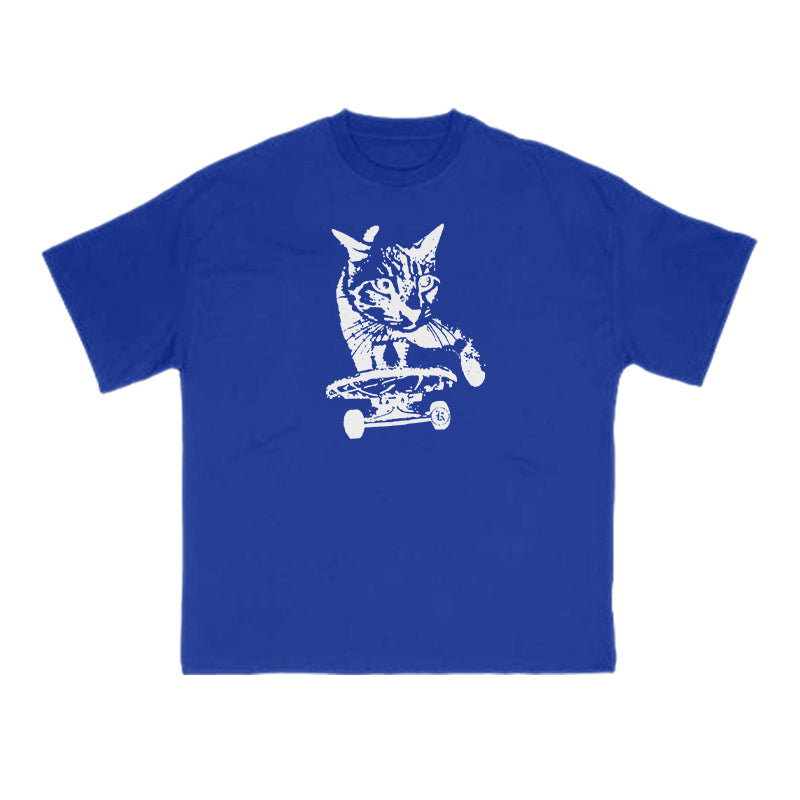 A Tabby Cat Skateboarding Print T-shirt