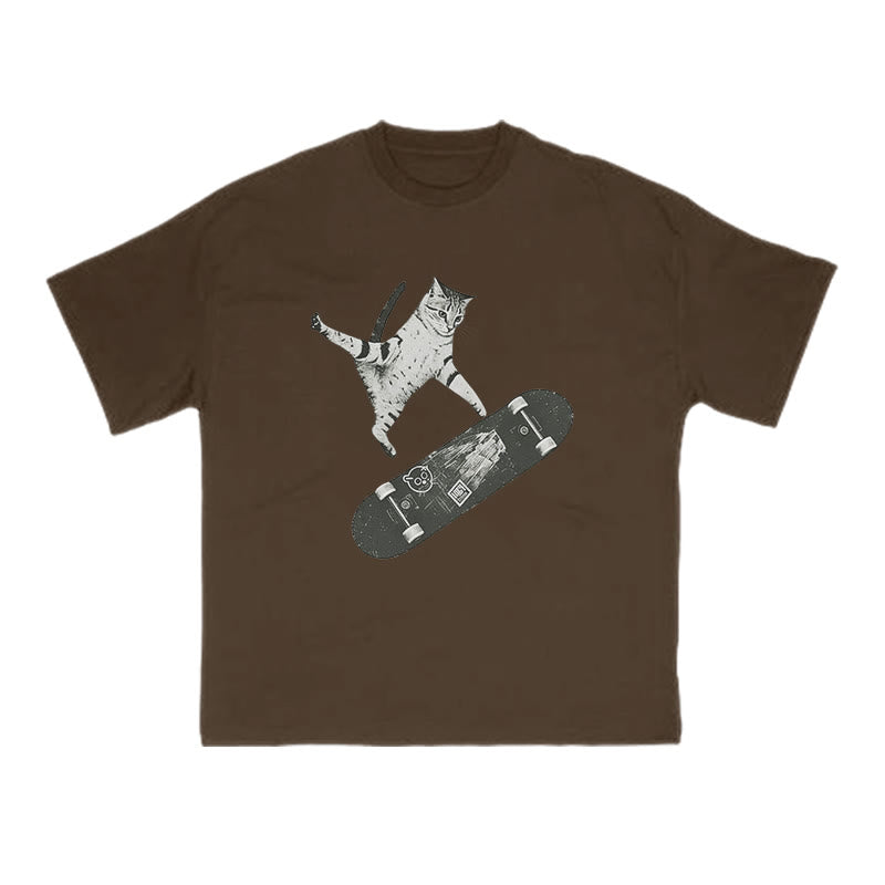 A Skateboarding Tabby Cat Print T-shirt