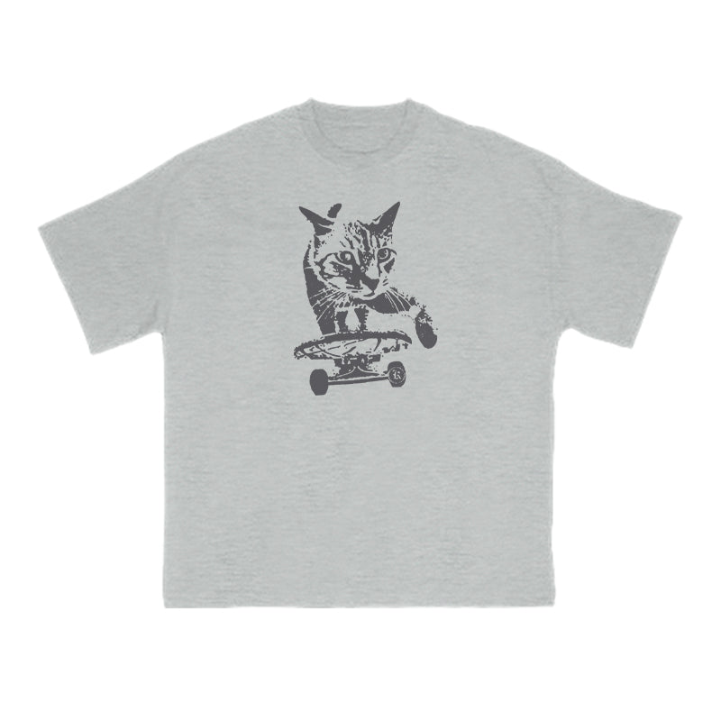 A Tabby Cat Skateboarding Print T-shirt